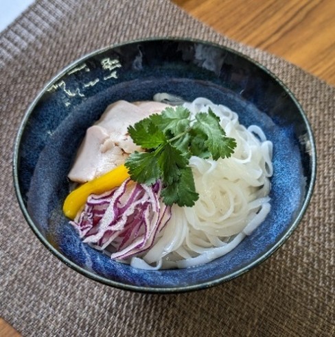 フォースープで食べるスリムヌードル　１P