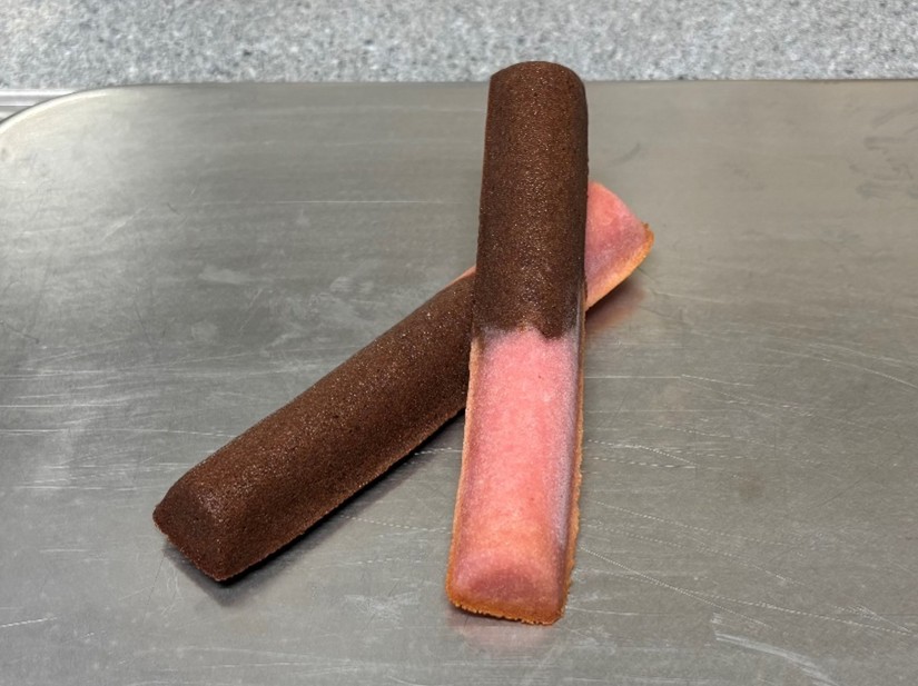 米粉フィナンシェ　(いちご×チョコ)